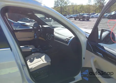 2024 BMW X3 xDrive30I z USA, uszkodzony, nr VIN WBX57DP05RN273842